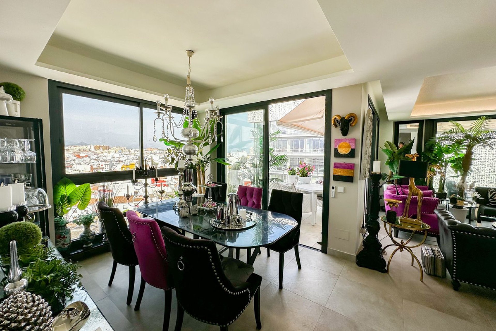 Resale - Apartment - Penthouse - Estepona - Estepona Centro