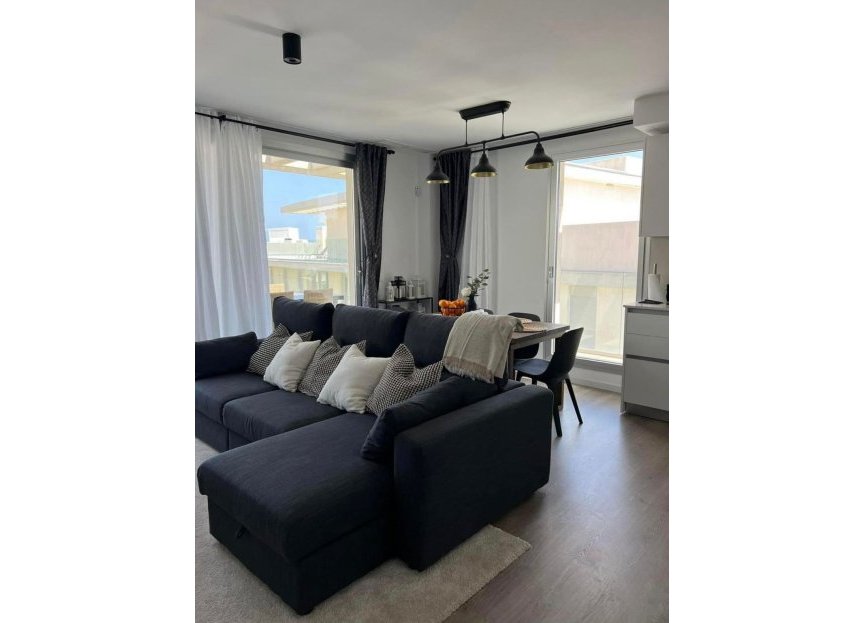 Resale - Apartment - Penthouse - Estepona - Estepona Centro