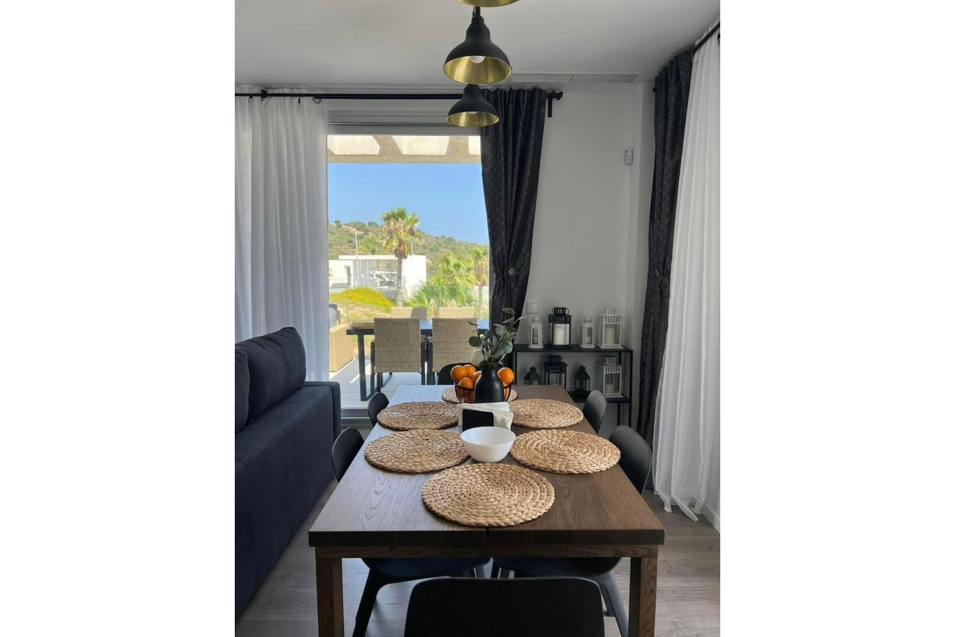 Resale - Apartment - Penthouse - Estepona - Estepona Centro