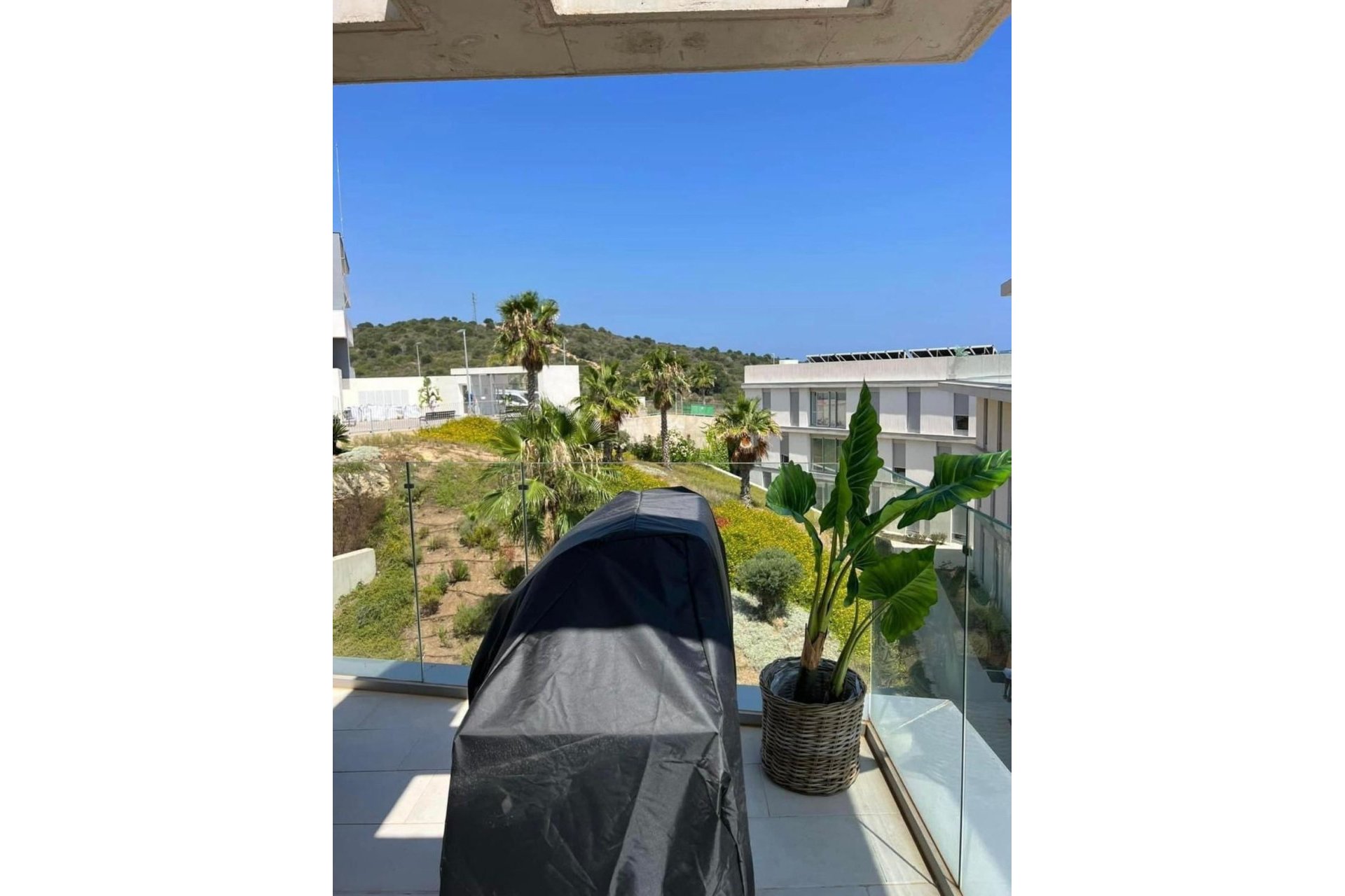 Resale - Apartment - Penthouse - Estepona - Estepona Centro