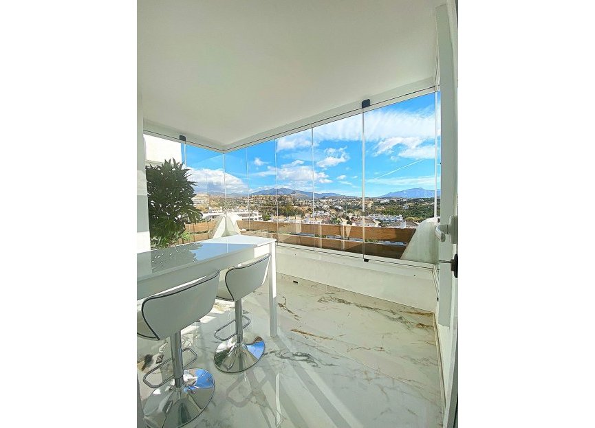 Resale - Apartment - Penthouse - Estepona - Estepona Centro