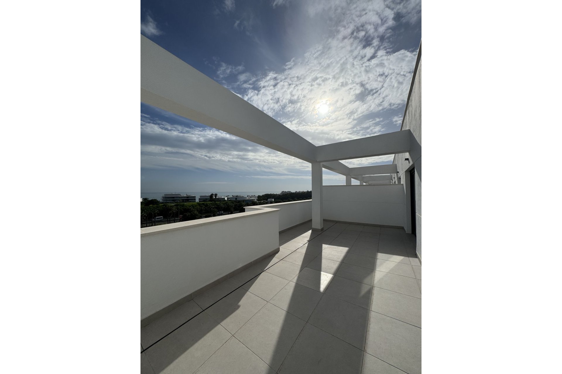 Resale - Apartment - Penthouse - Estepona - Estepona Centro