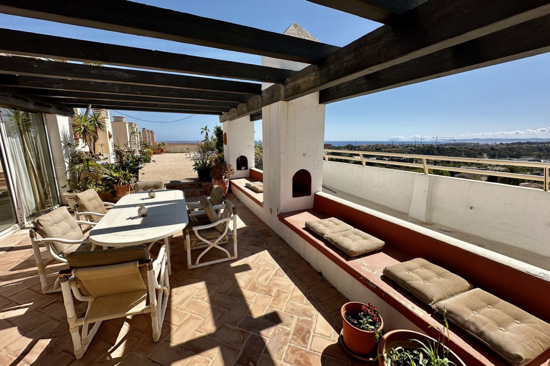 Resale - Apartment - Penthouse - Estepona - Estepona Centro