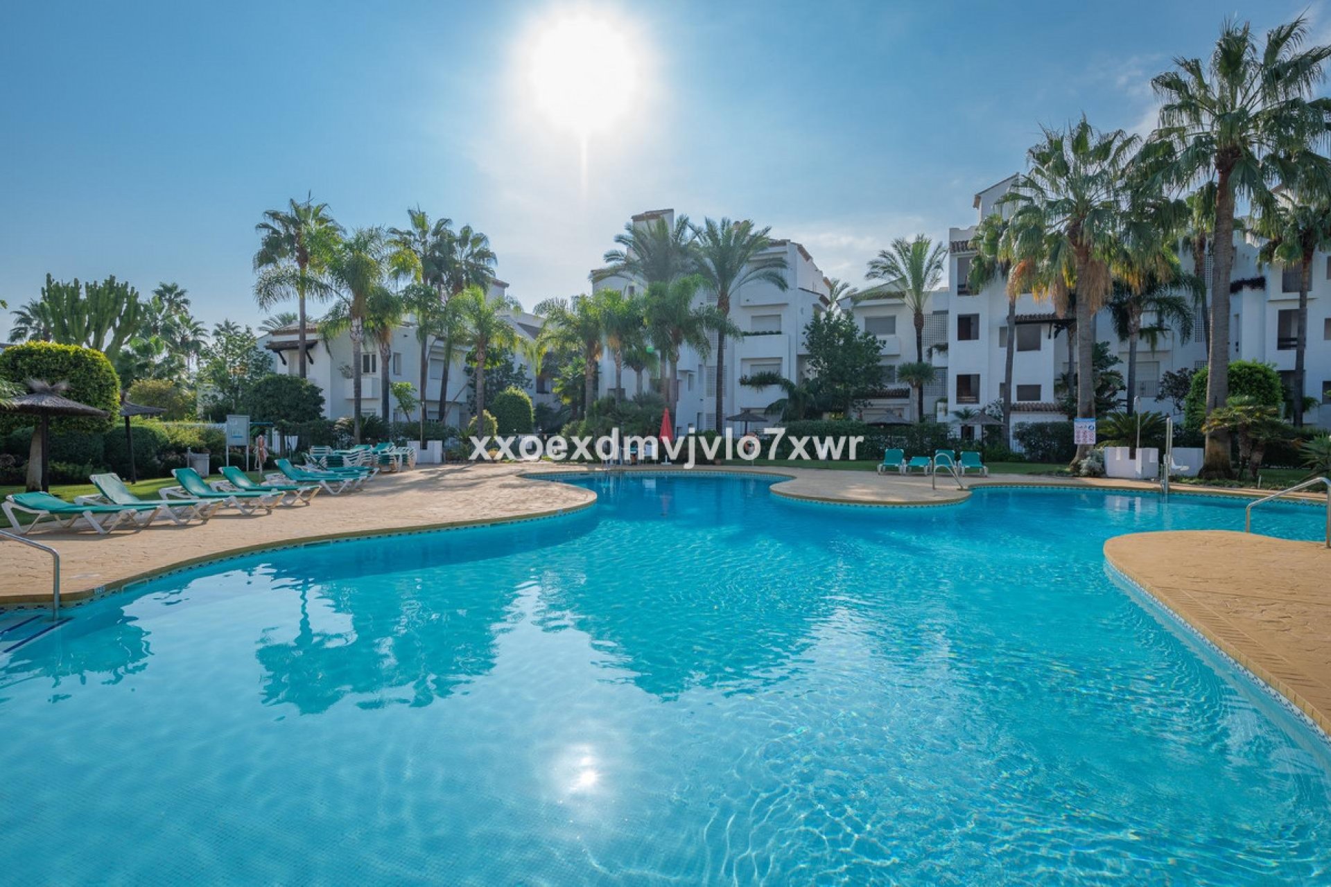 Resale - Apartment - Penthouse - Estepona - Estepona Centro