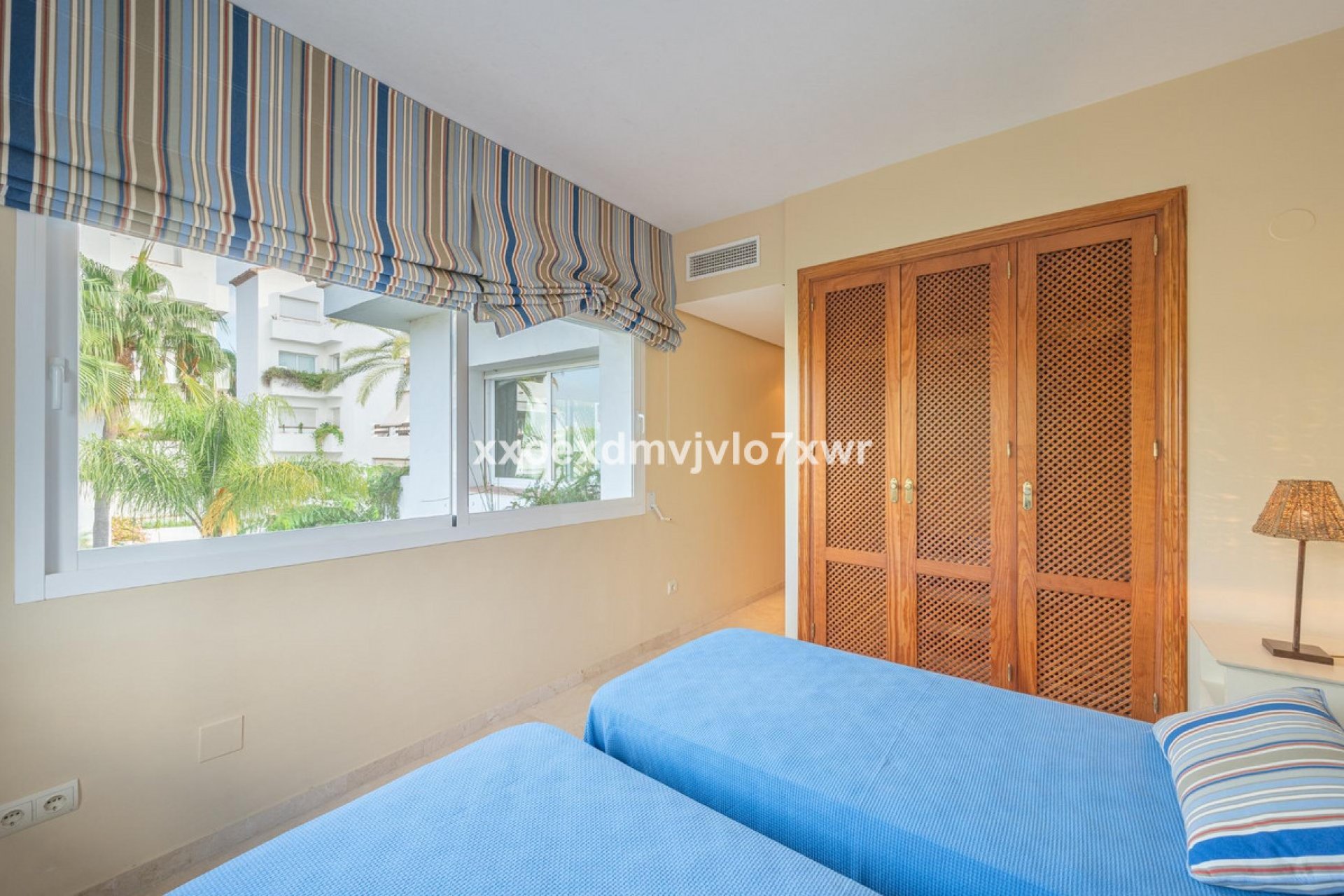 Resale - Apartment - Penthouse - Estepona - Estepona Centro