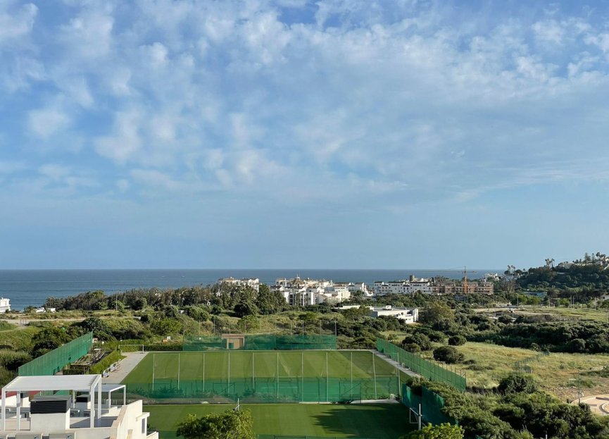 Resale - Apartment - Penthouse - Estepona - Estepona Centro