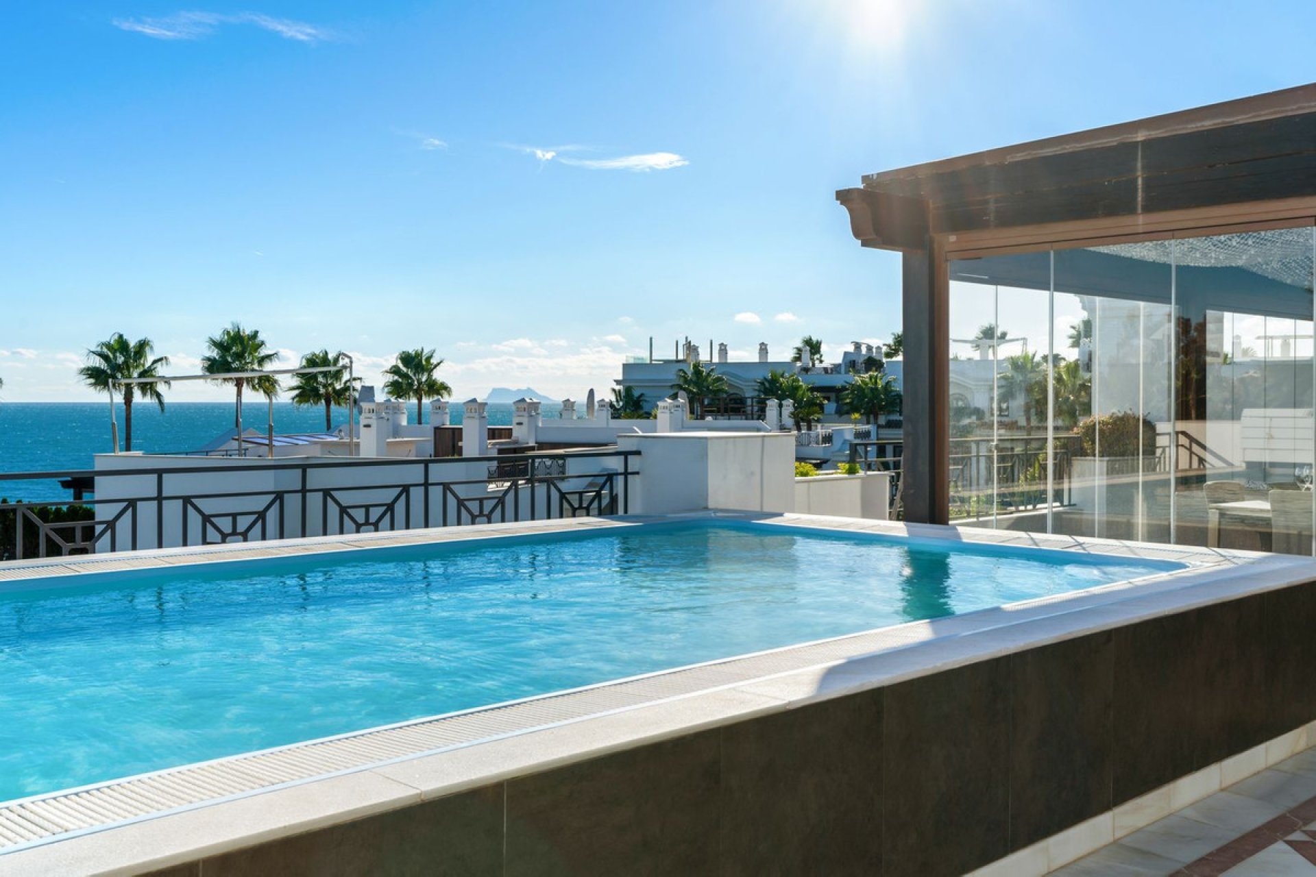 Resale - Apartment - Penthouse - Estepona - Estepona Centro