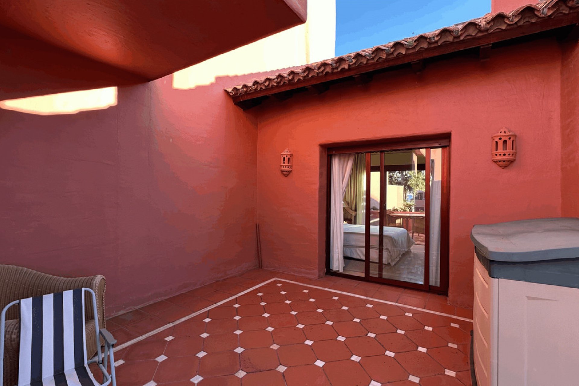 Resale - Apartment - Penthouse - Estepona - Estepona Centro