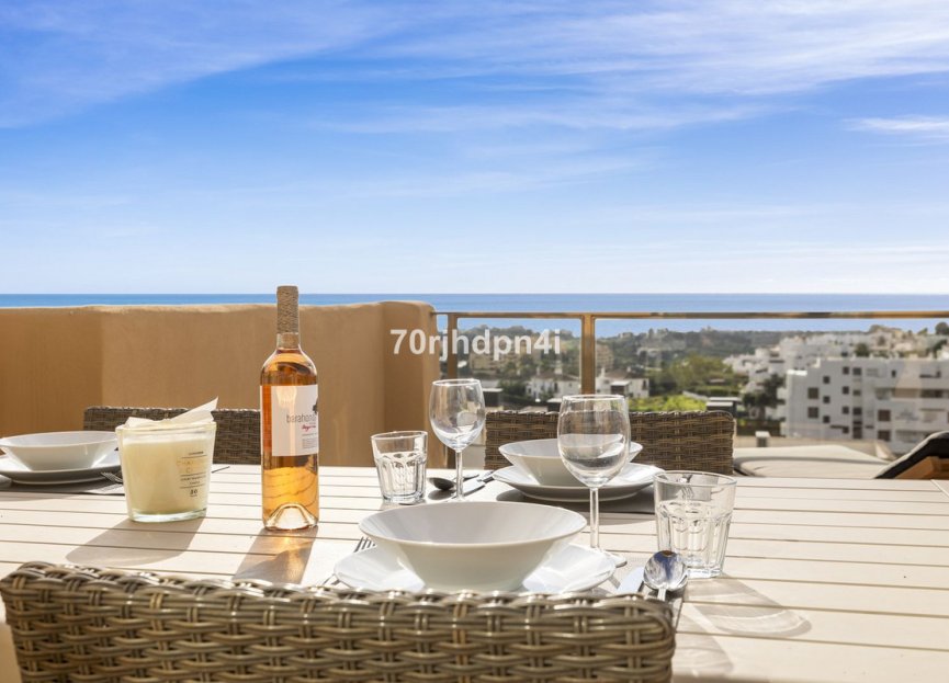 Resale - Apartment - Penthouse - Estepona - Estepona Centro