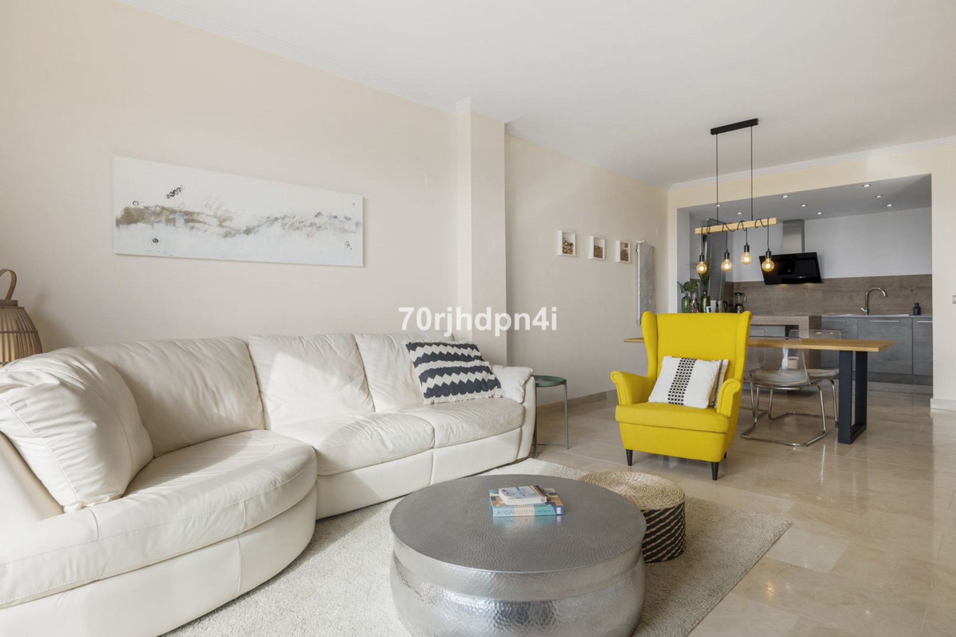 Resale - Apartment - Penthouse - Estepona - Estepona Centro