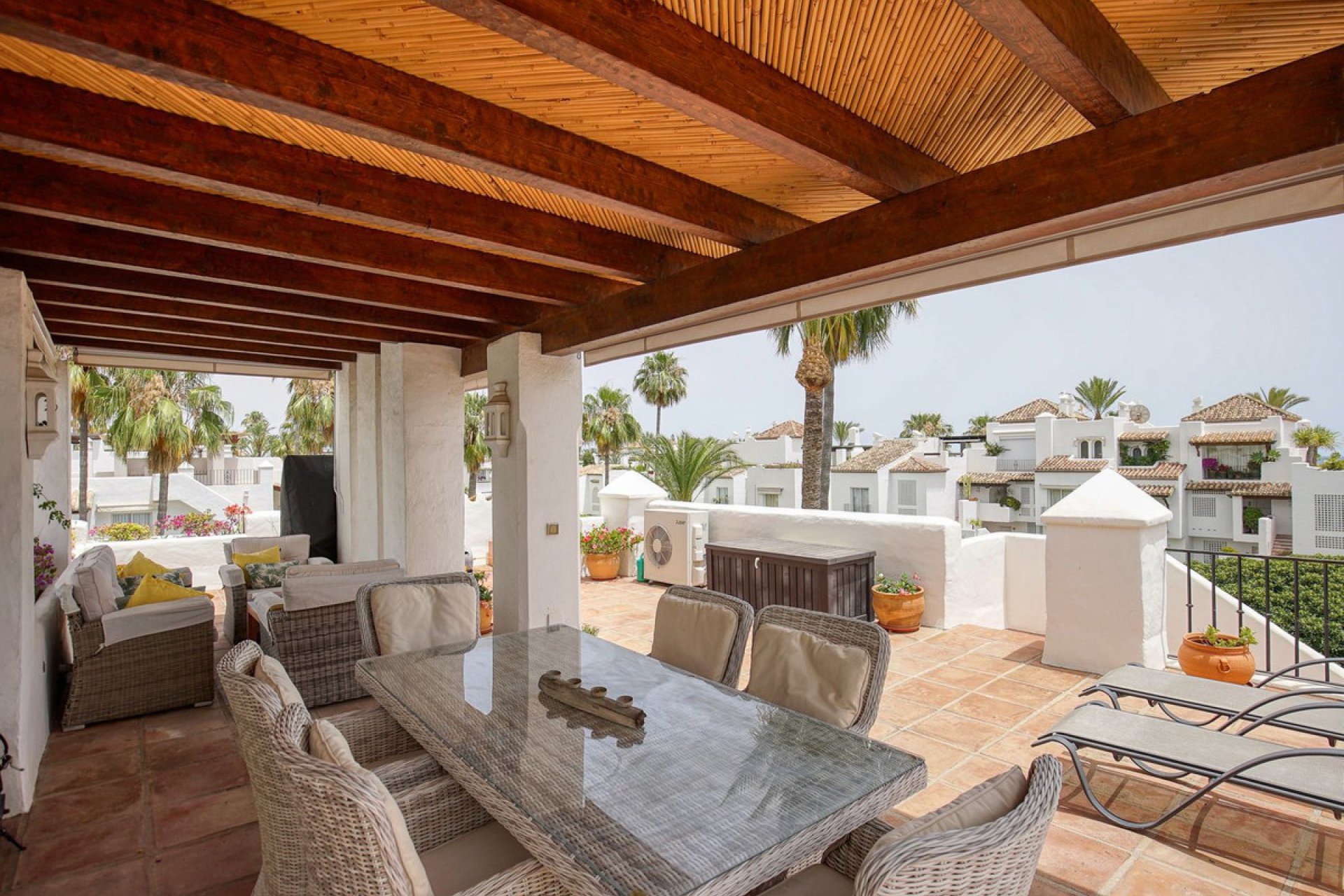 Resale - Apartment - Penthouse - Estepona - Estepona Centro