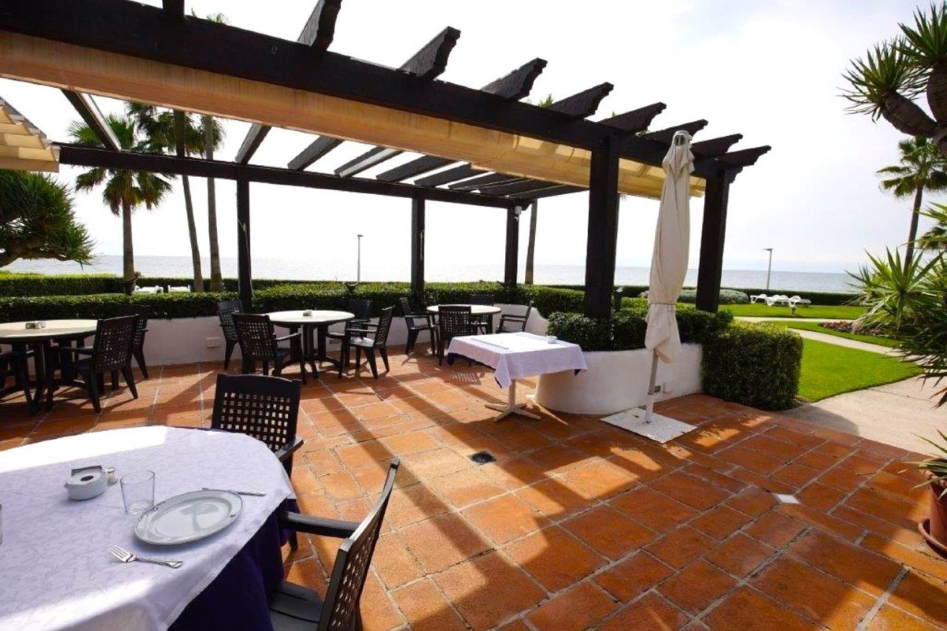 Resale - Apartment - Penthouse - Estepona - Estepona Centro