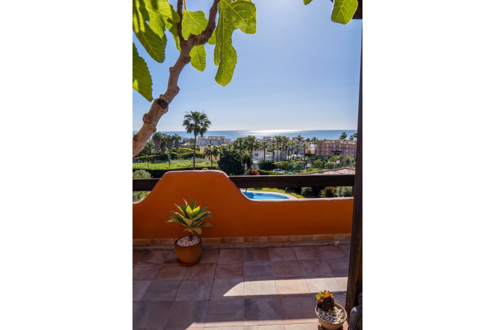 Resale - Apartment - Penthouse - Estepona - Estepona Centro