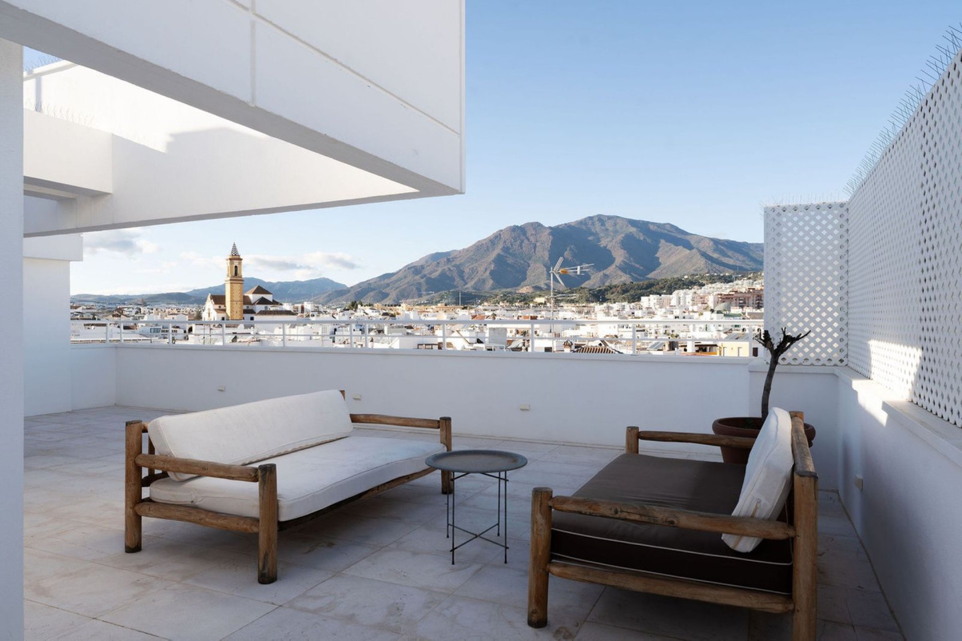 Resale - Apartment - Penthouse - Estepona - Estepona Centro