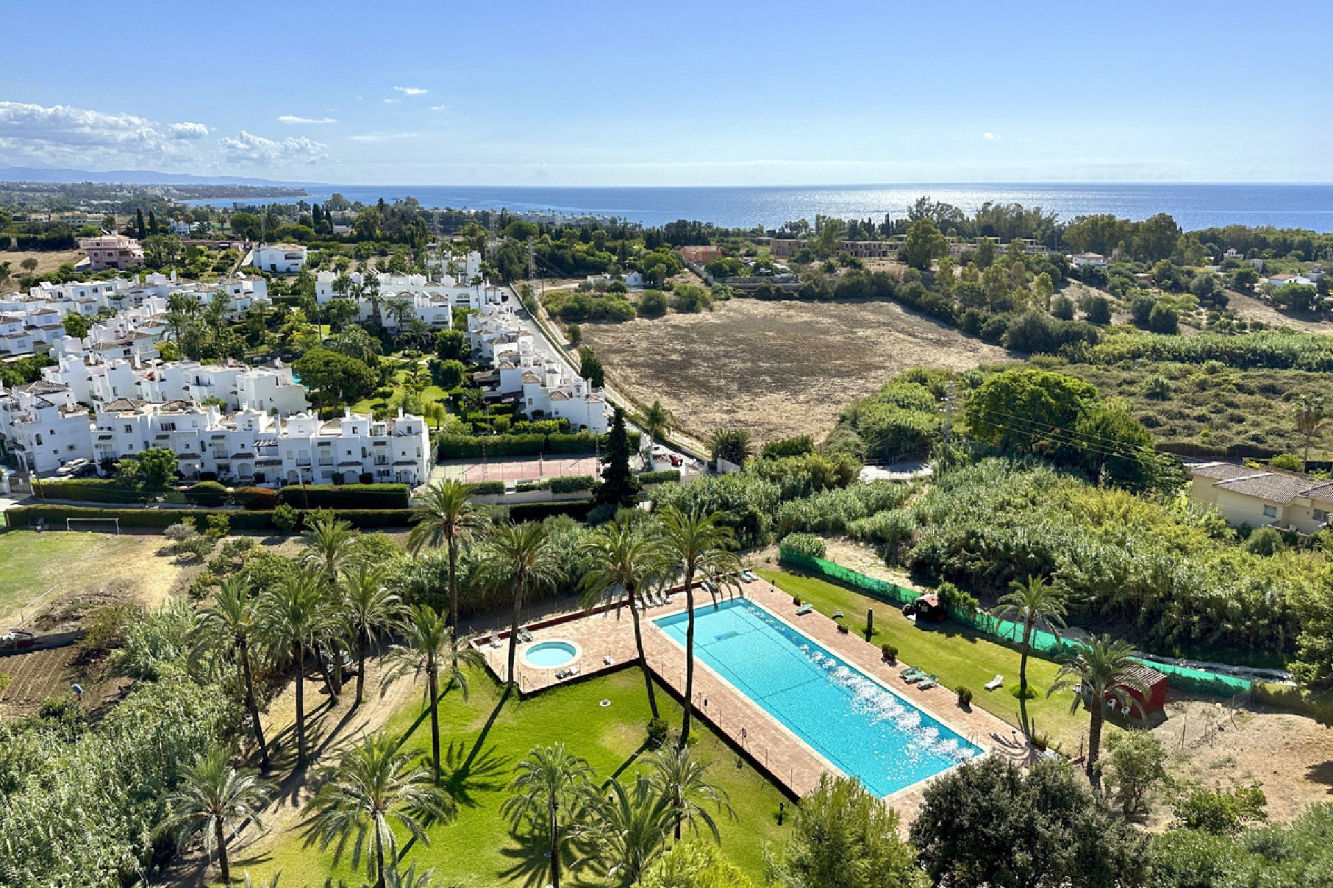 Resale - Apartment - Penthouse - Estepona - Estepona Centro