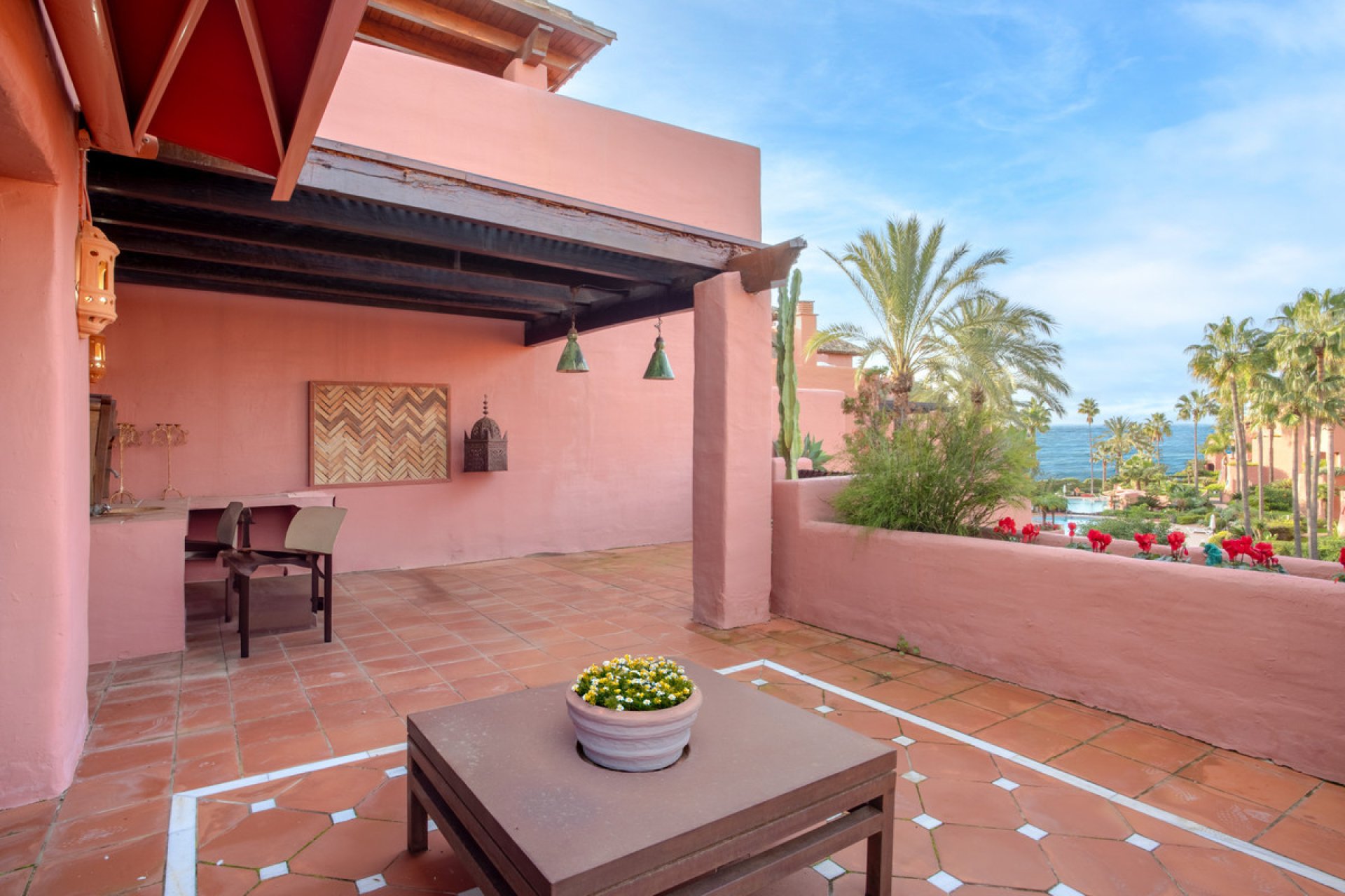 Resale - Apartment - Penthouse - Estepona - Estepona Centro