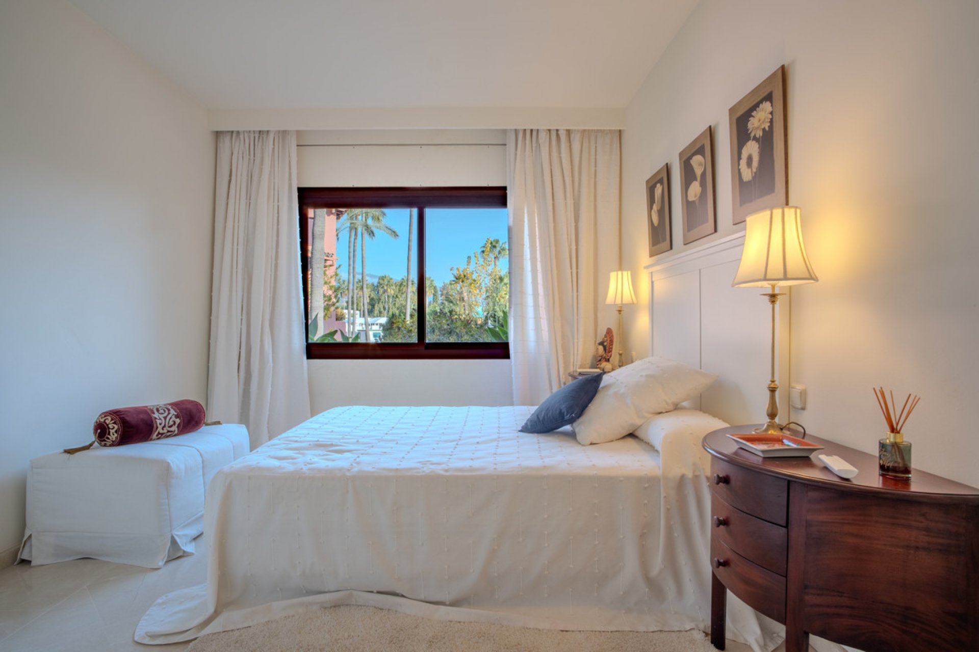 Resale - Apartment - Penthouse - Estepona - Estepona Centro