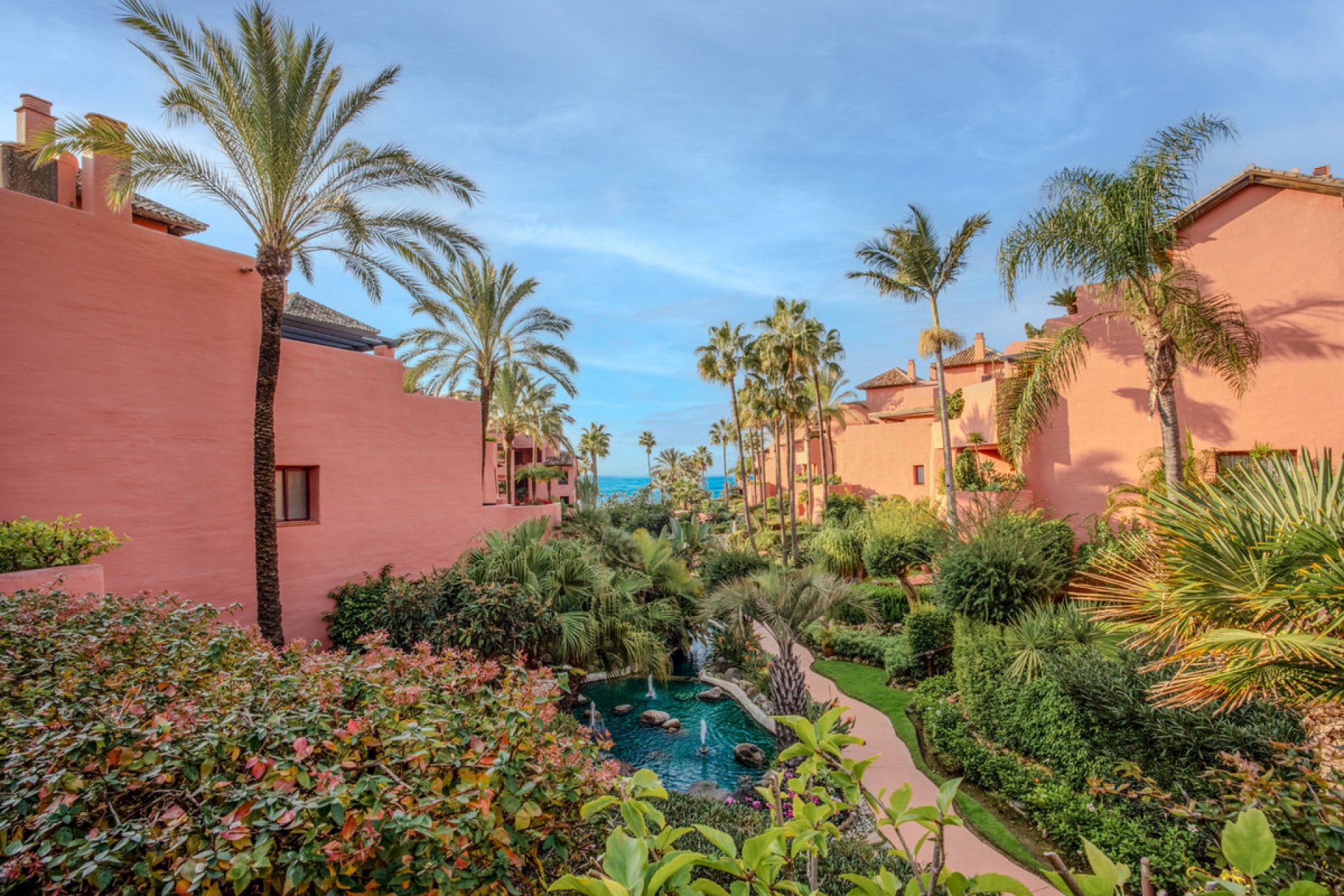 Resale - Apartment - Penthouse - Estepona - Estepona Centro