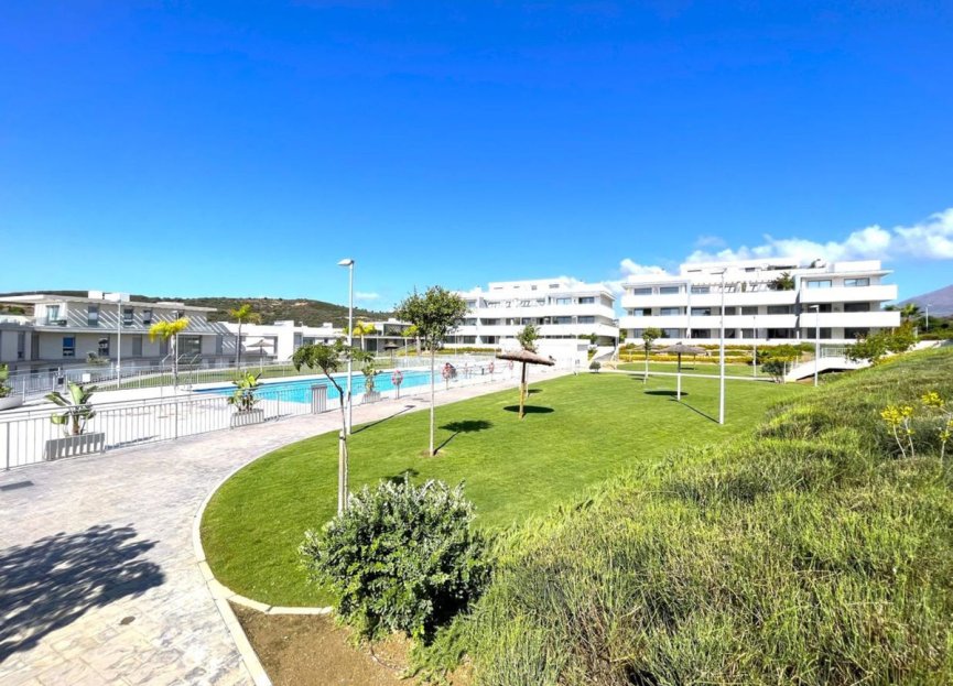 Resale - Apartment - Penthouse - Estepona - Estepona Centro