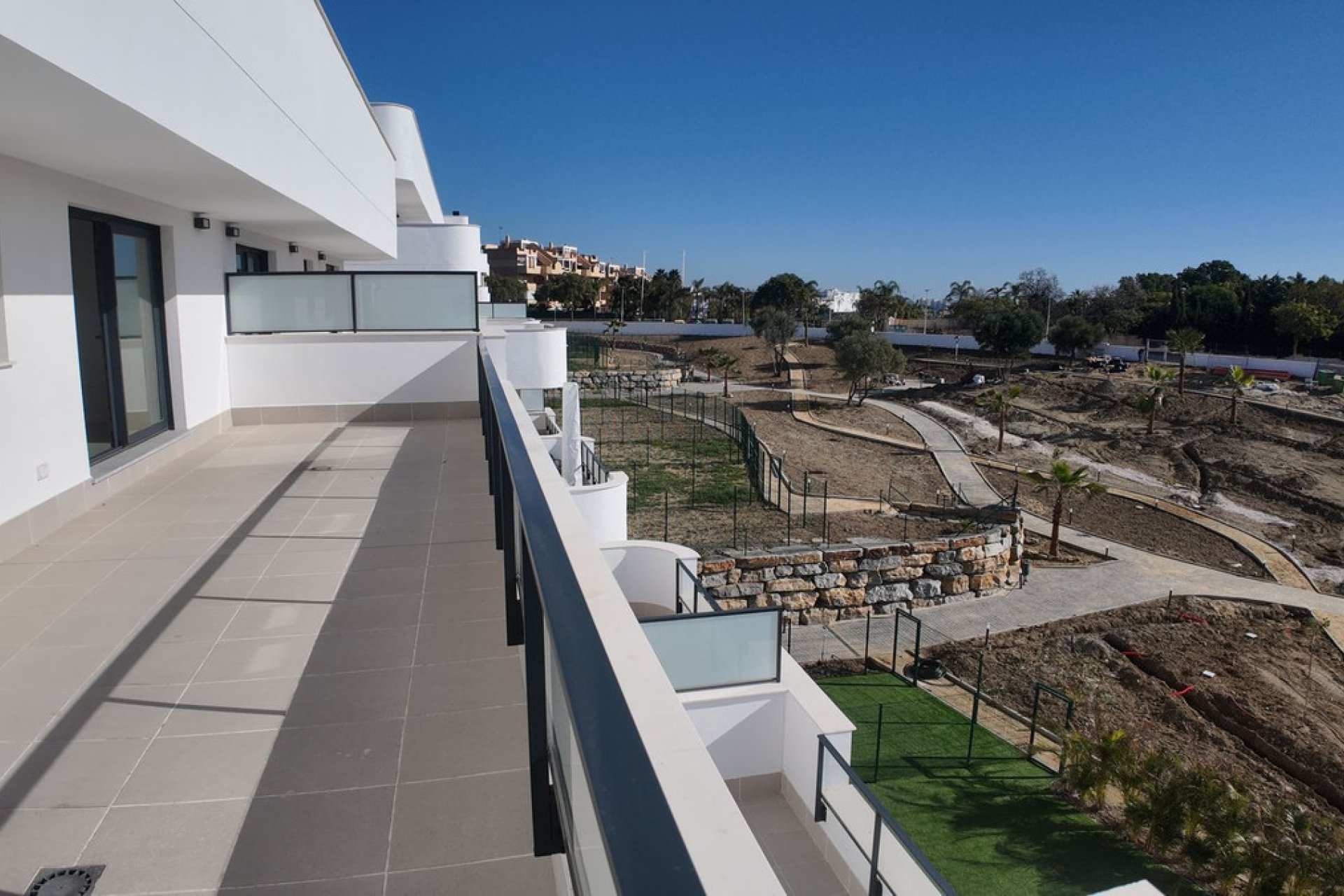 Resale - Apartment - Penthouse - Estepona - Estepona Centro