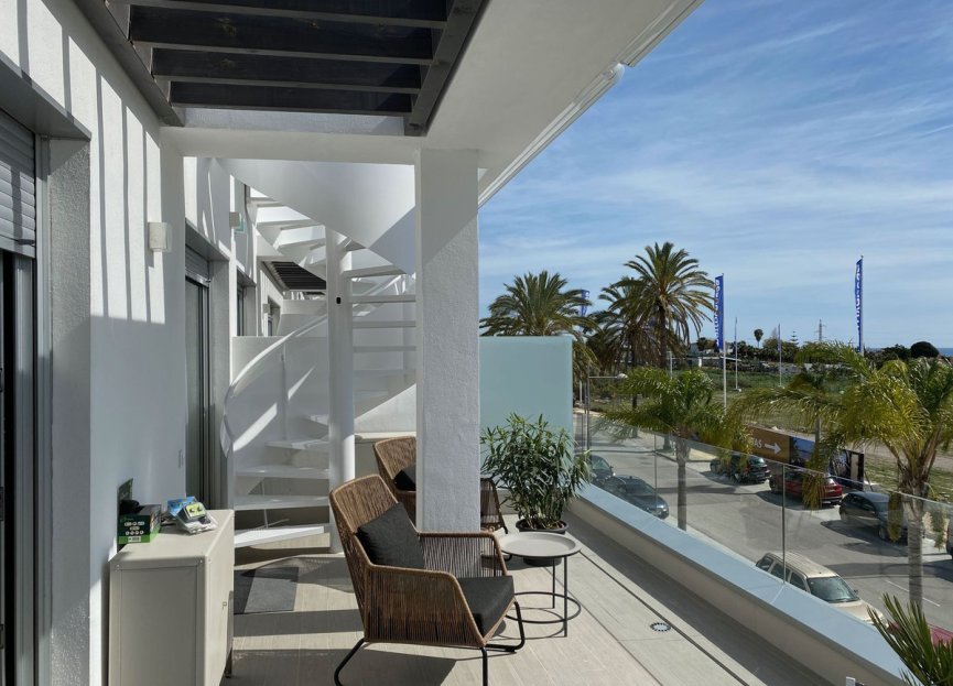 Resale - Apartment - Penthouse - Estepona - Estepona Centro