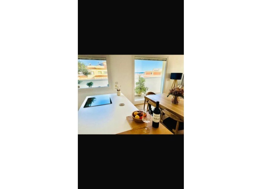 Resale - Apartment - Penthouse - Estepona - Estepona Centro