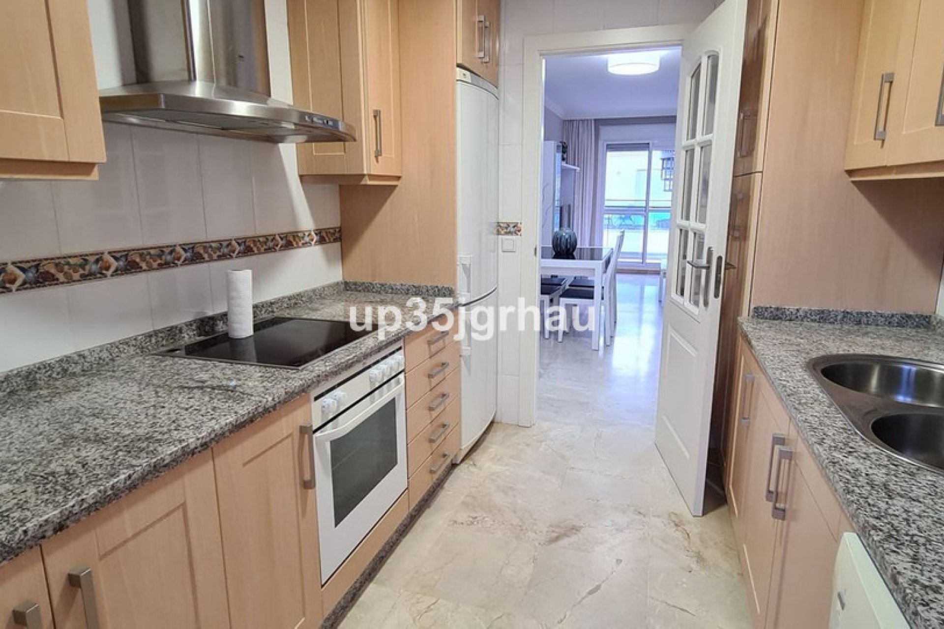 Resale - Apartment - Penthouse - Estepona - Estepona Centro