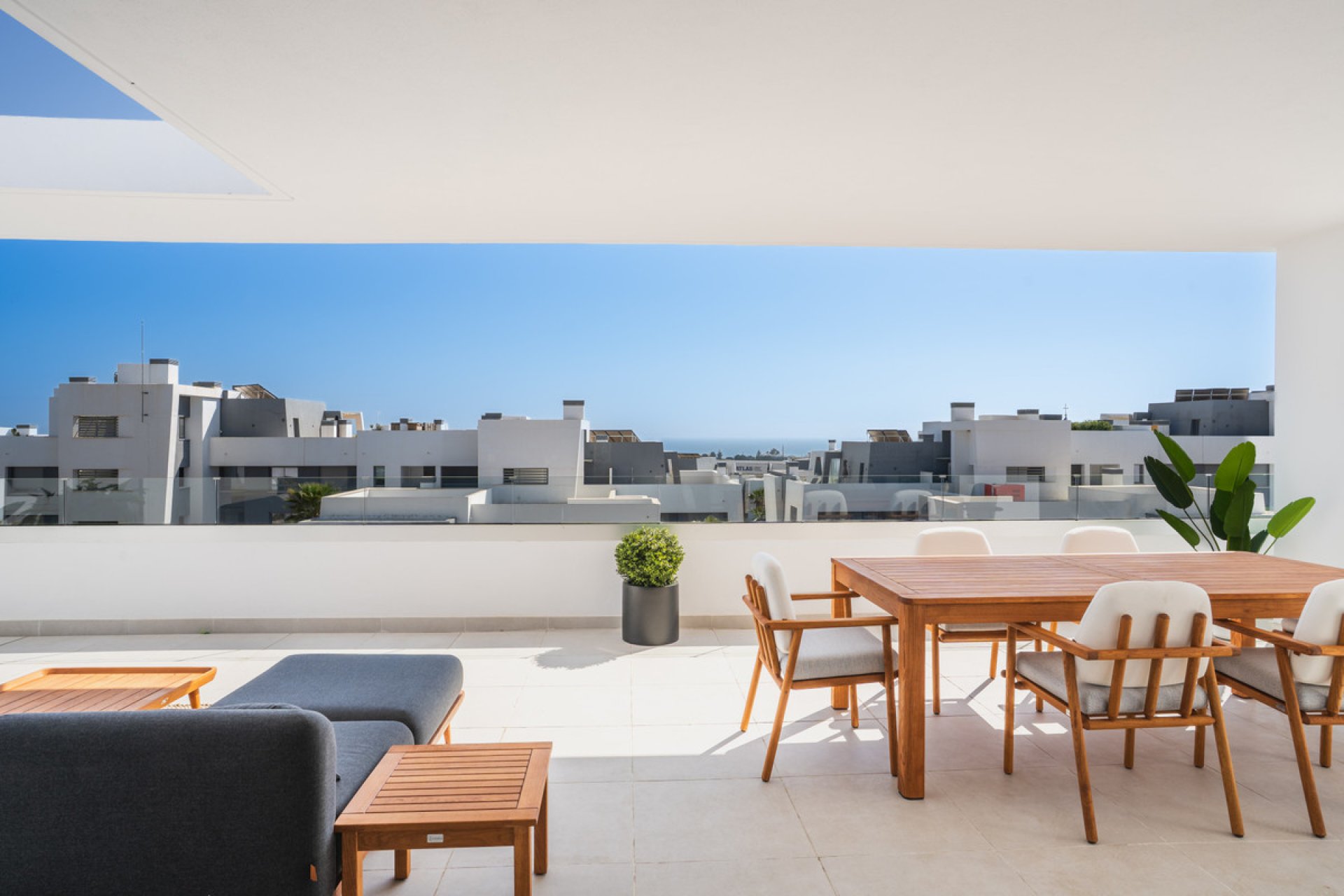 Resale - Apartment - Penthouse - Estepona - Estepona Centro