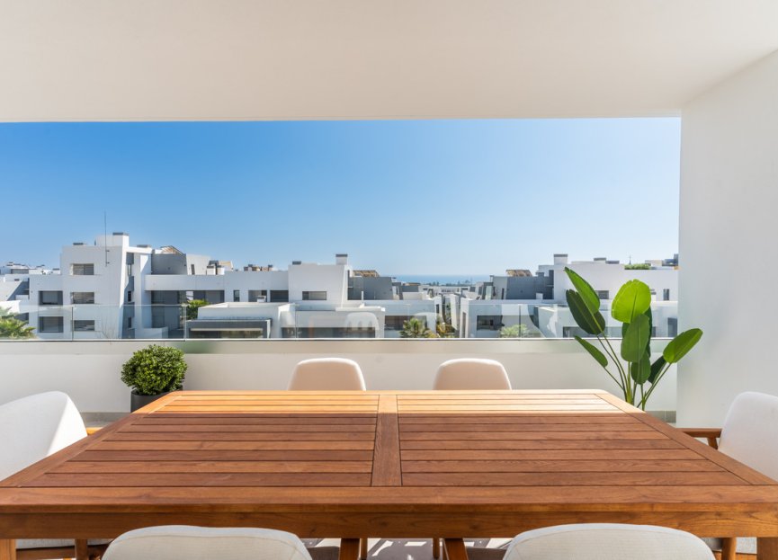 Resale - Apartment - Penthouse - Estepona - Estepona Centro