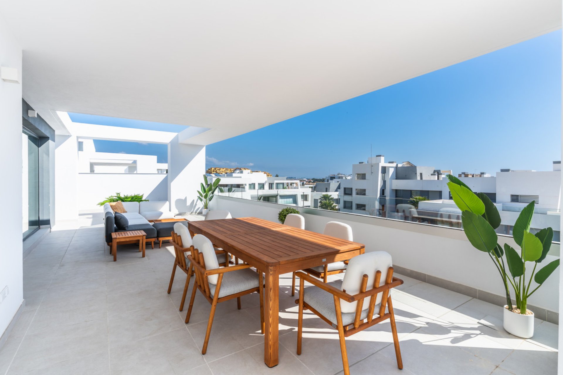 Resale - Apartment - Penthouse - Estepona - Estepona Centro