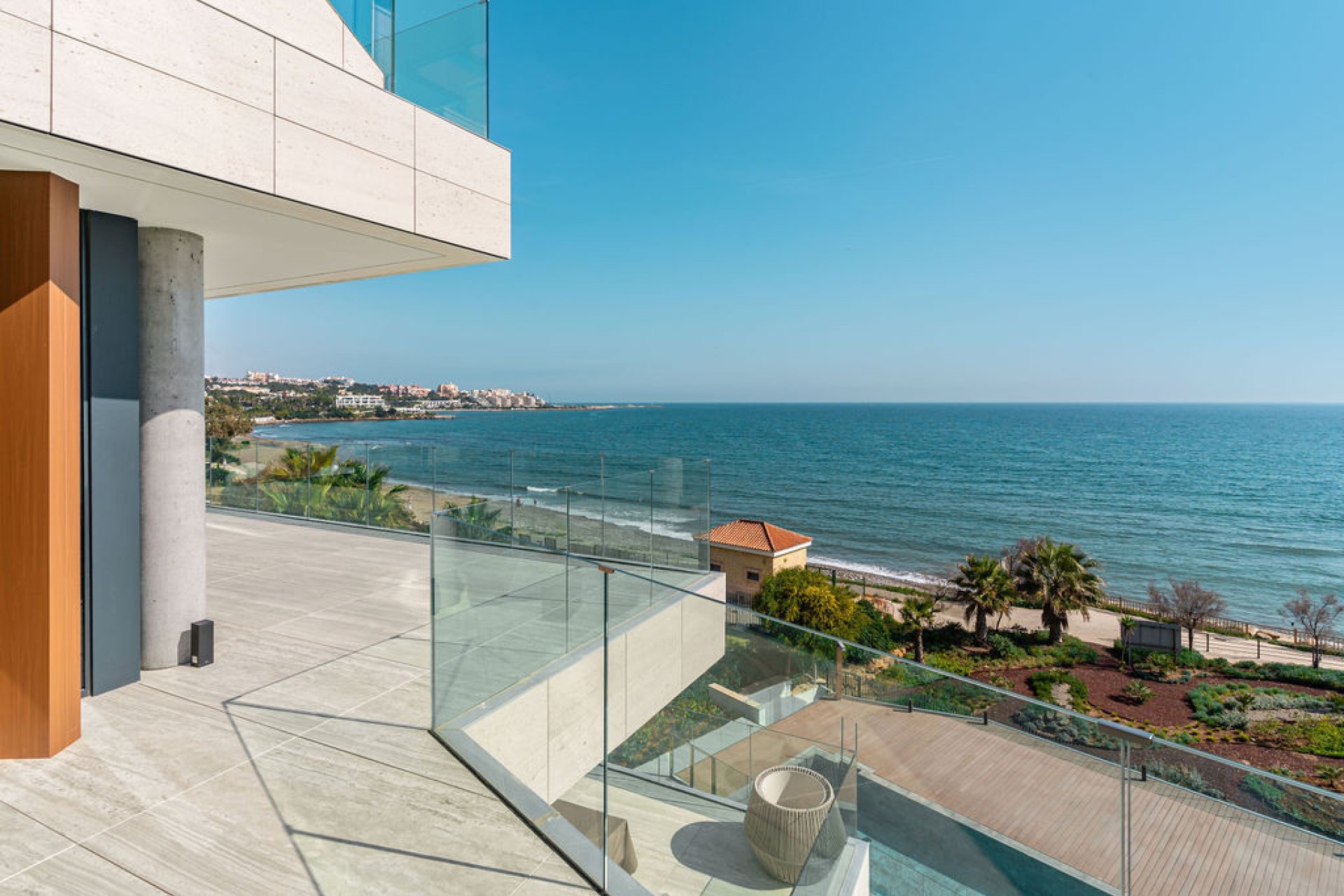 Resale - Apartment - Penthouse - Estepona - Estepona Centro