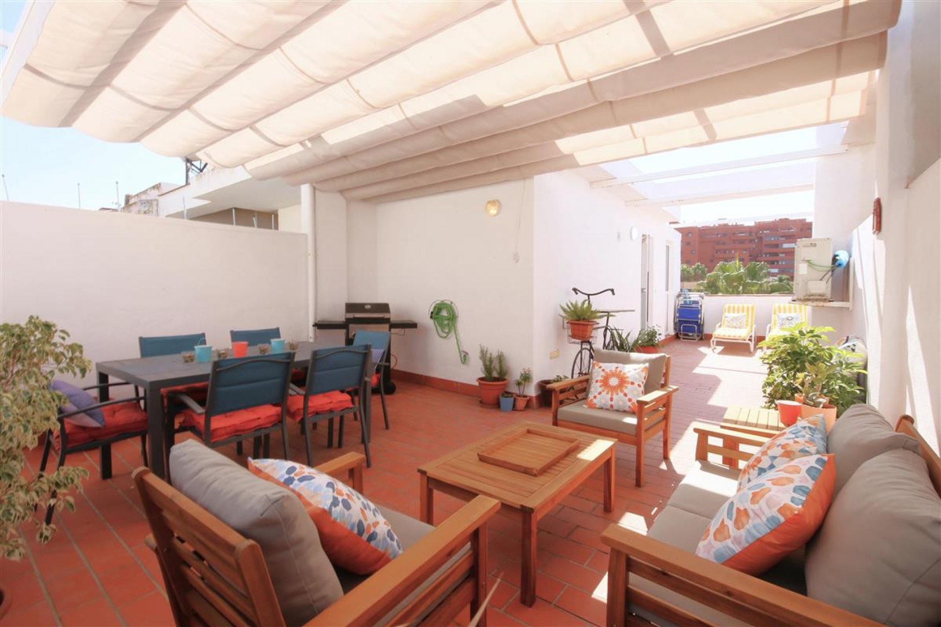 Resale - Apartment - Penthouse - Estepona - Estepona Centro