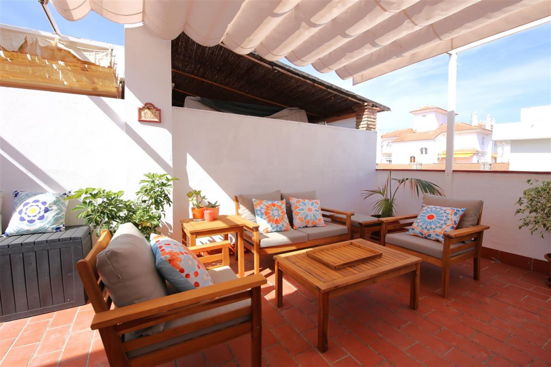 Resale - Apartment - Penthouse - Estepona - Estepona Centro