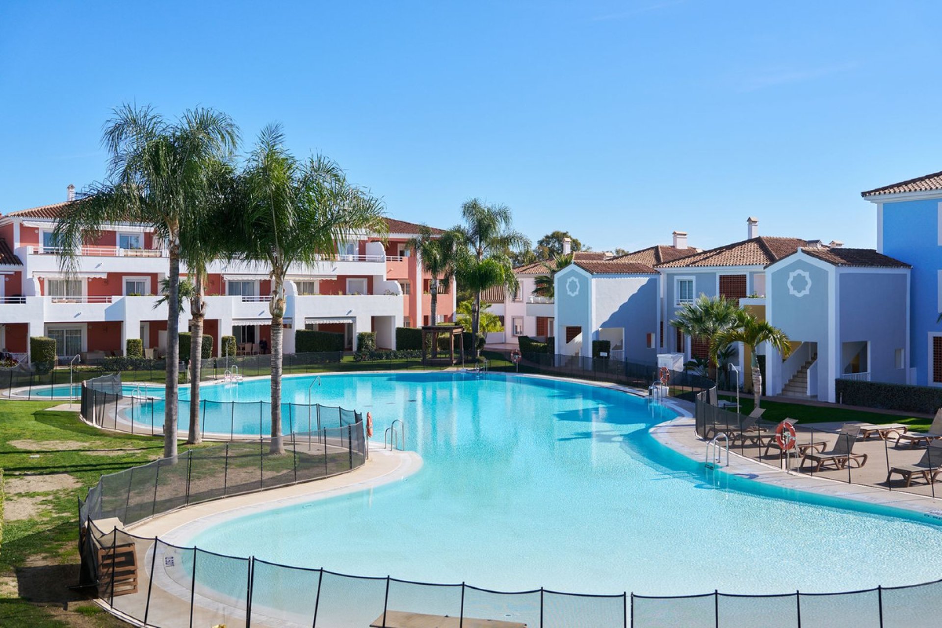 Resale - Apartment - Penthouse - Estepona - Estepona Centro