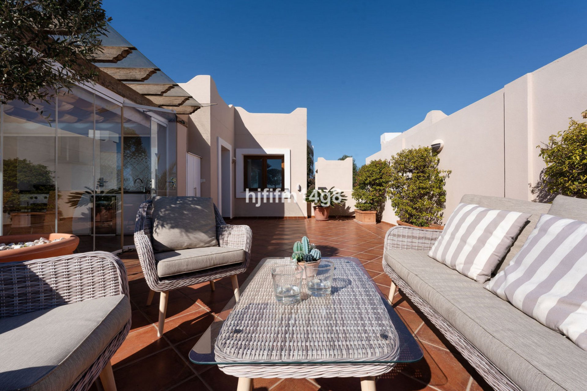 Resale - Apartment - Penthouse - Estepona - Estepona Centro