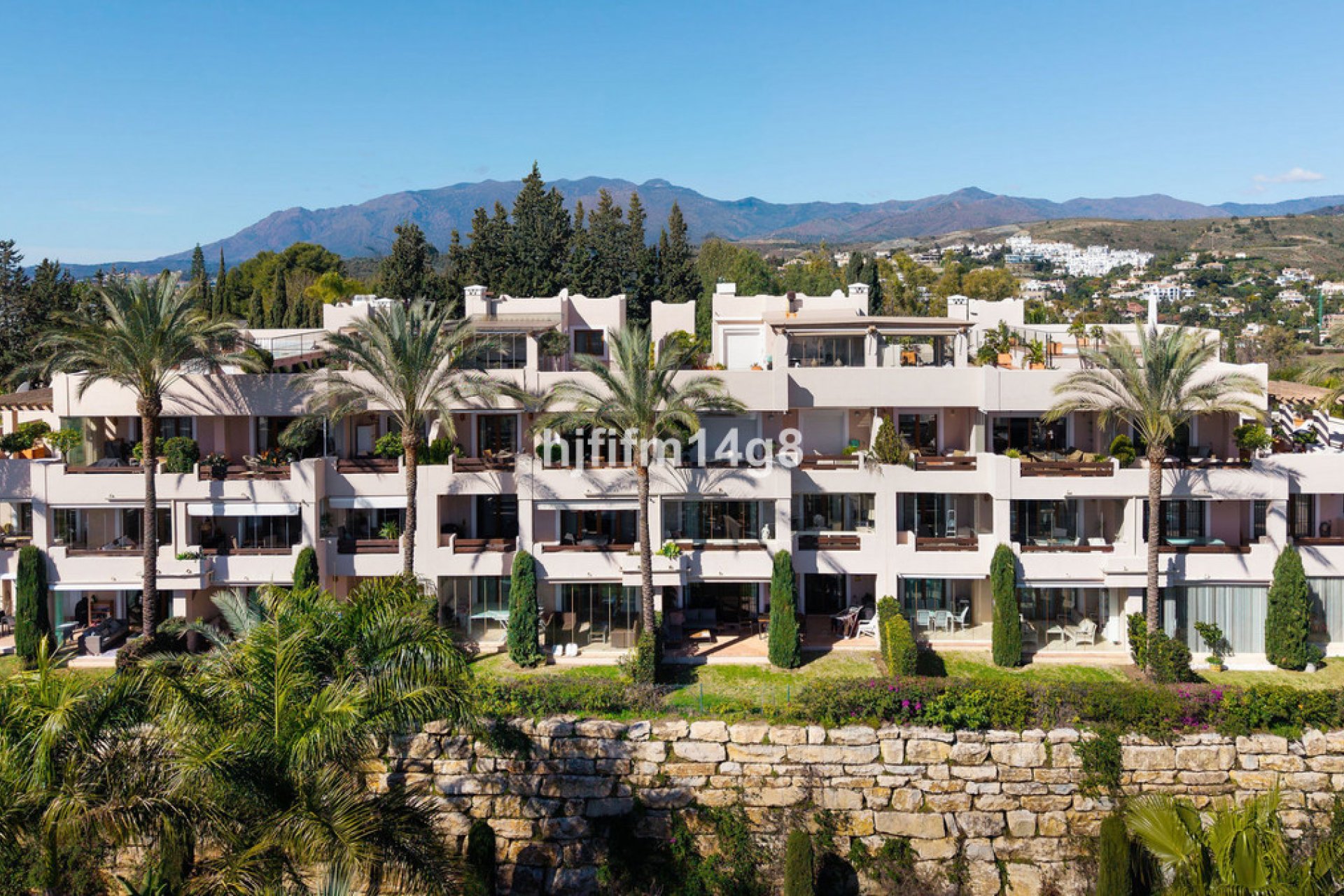 Resale - Apartment - Penthouse - Estepona - Estepona Centro