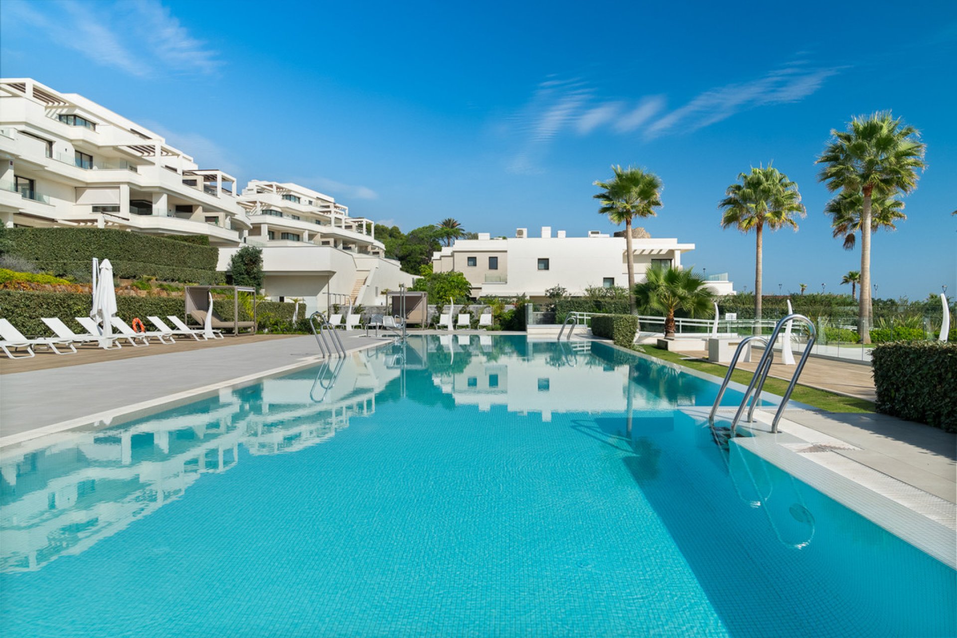 Resale - Apartment - Penthouse - Estepona - Estepona Centro