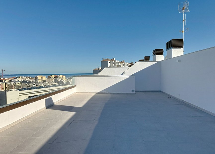 Resale - Apartment - Penthouse - Estepona - Estepona Centro