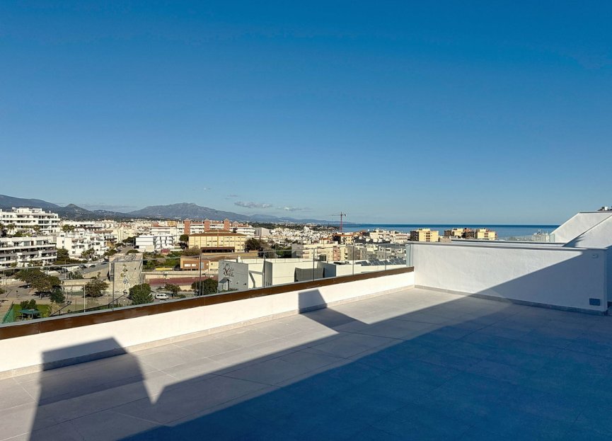 Resale - Apartment - Penthouse - Estepona - Estepona Centro