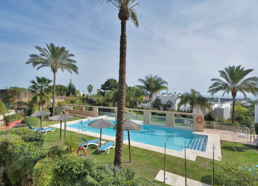 Resale - Apartment - Penthouse - Estepona - Estepona Centro