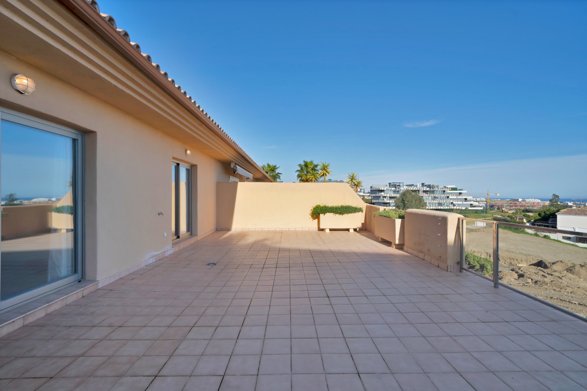 Resale - Apartment - Penthouse - Estepona - Estepona Centro