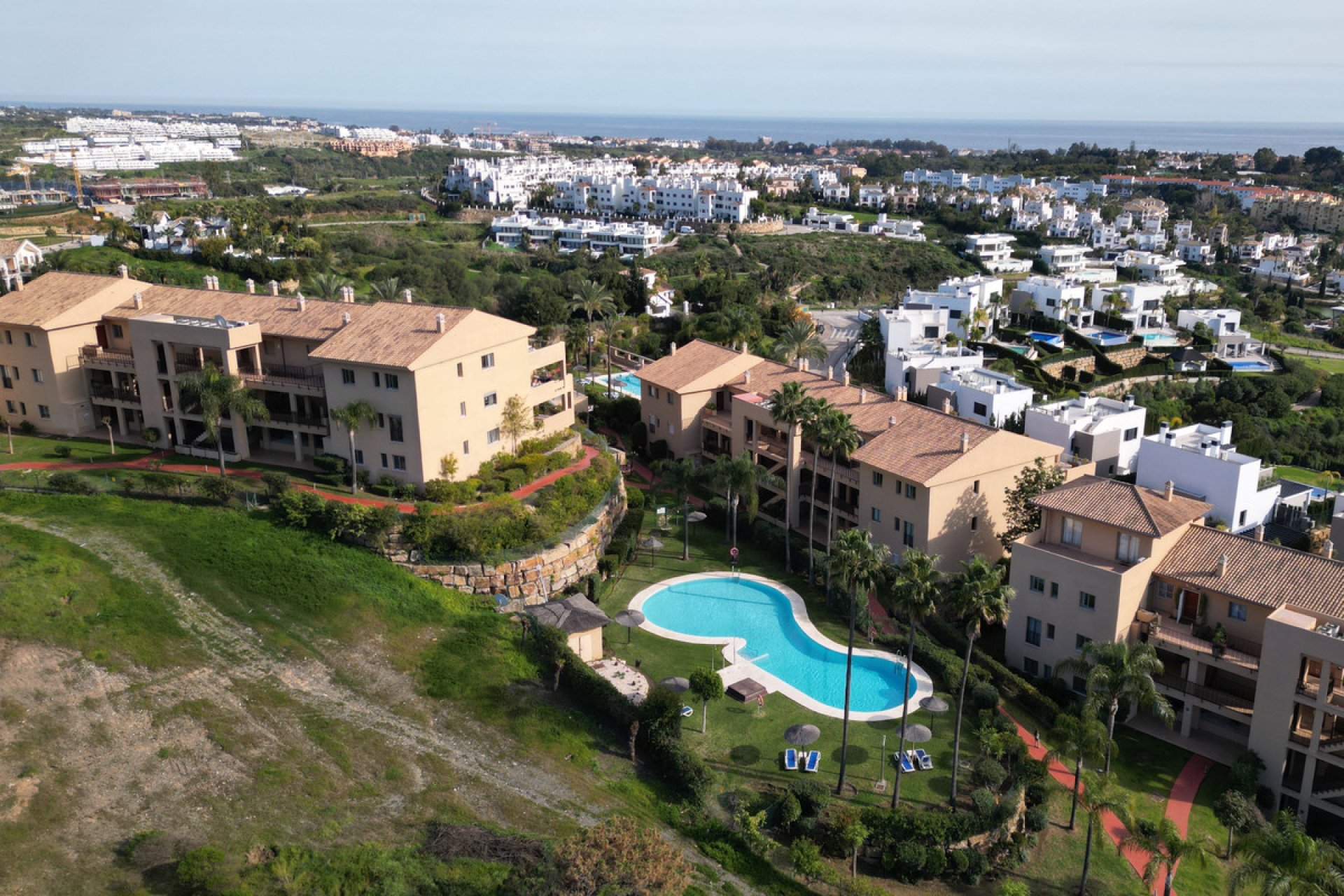 Resale - Apartment - Penthouse - Estepona - Estepona Centro