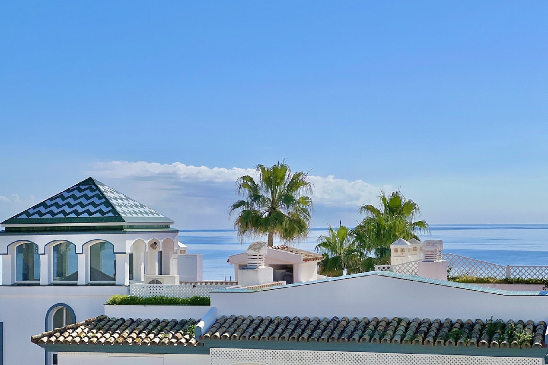 Resale - Apartment - Penthouse - Estepona - Estepona Centro