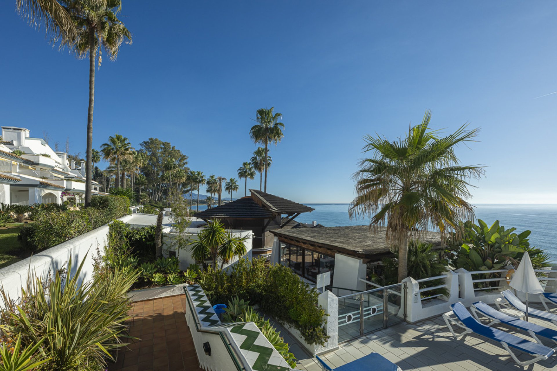 Resale - Apartment - Penthouse - Estepona - Estepona Centro