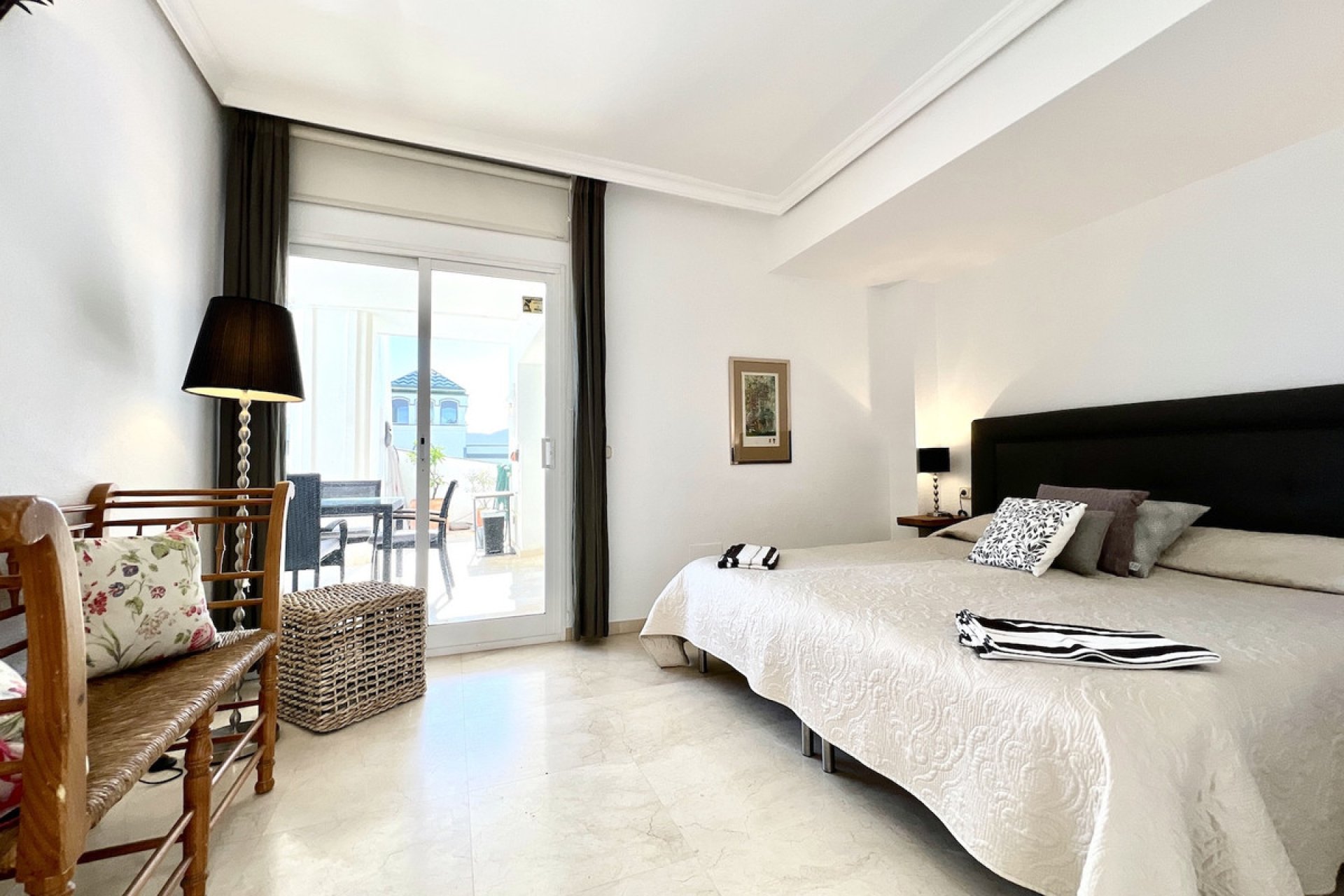 Resale - Apartment - Penthouse - Estepona - Estepona Centro