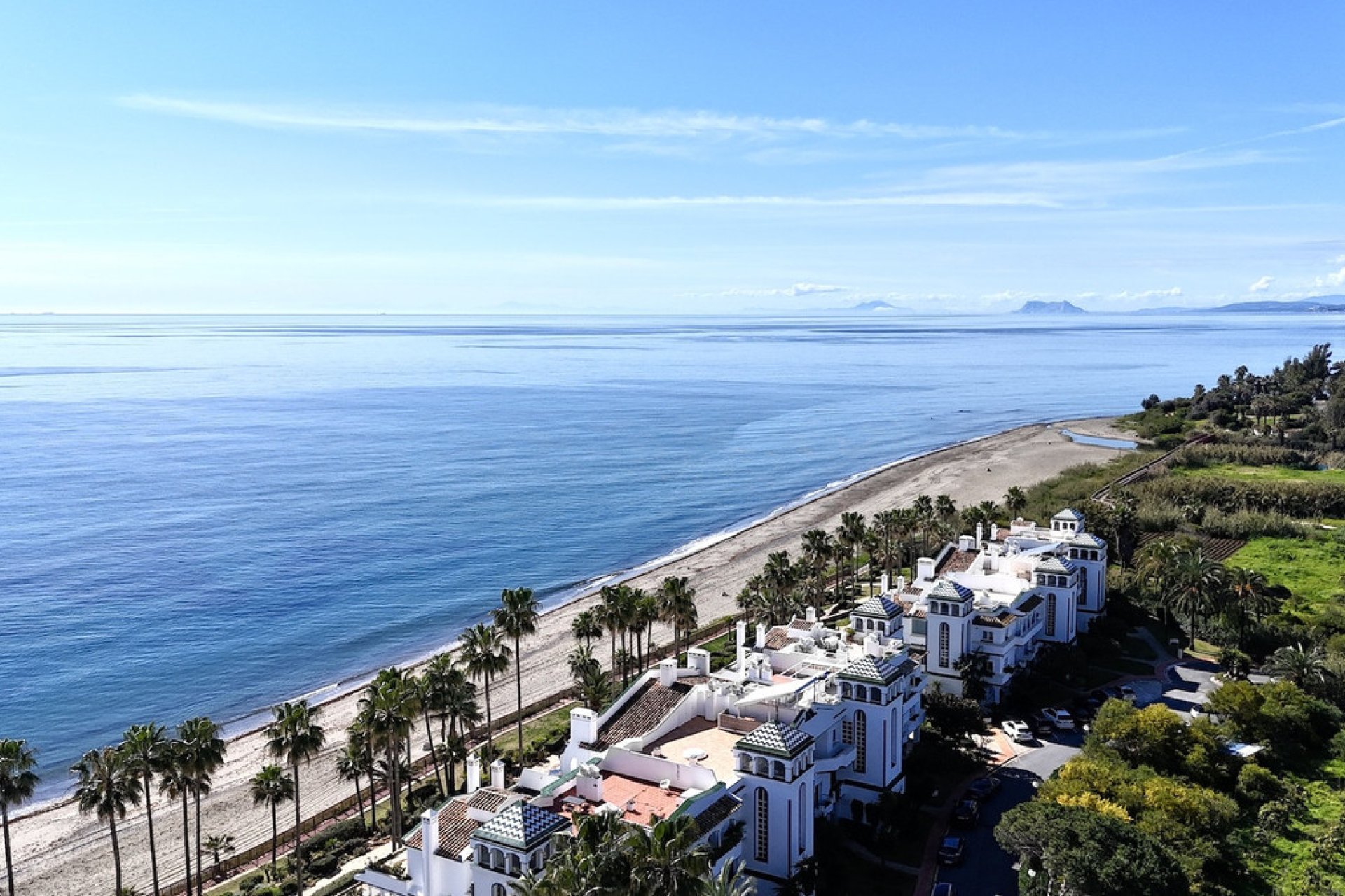 Resale - Apartment - Penthouse - Estepona - Estepona Centro