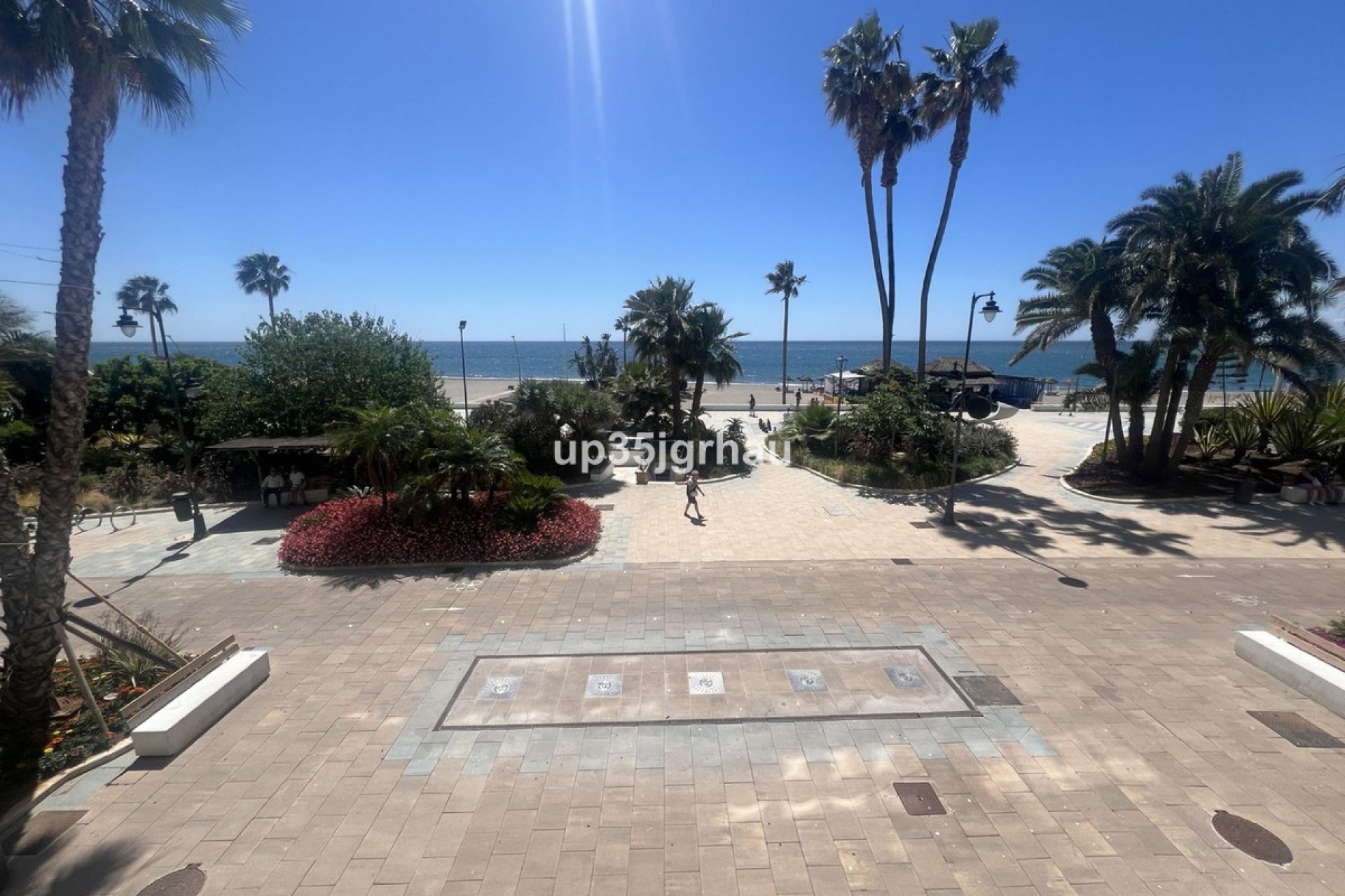 Resale - Apartment - Penthouse - Estepona - Estepona Centro