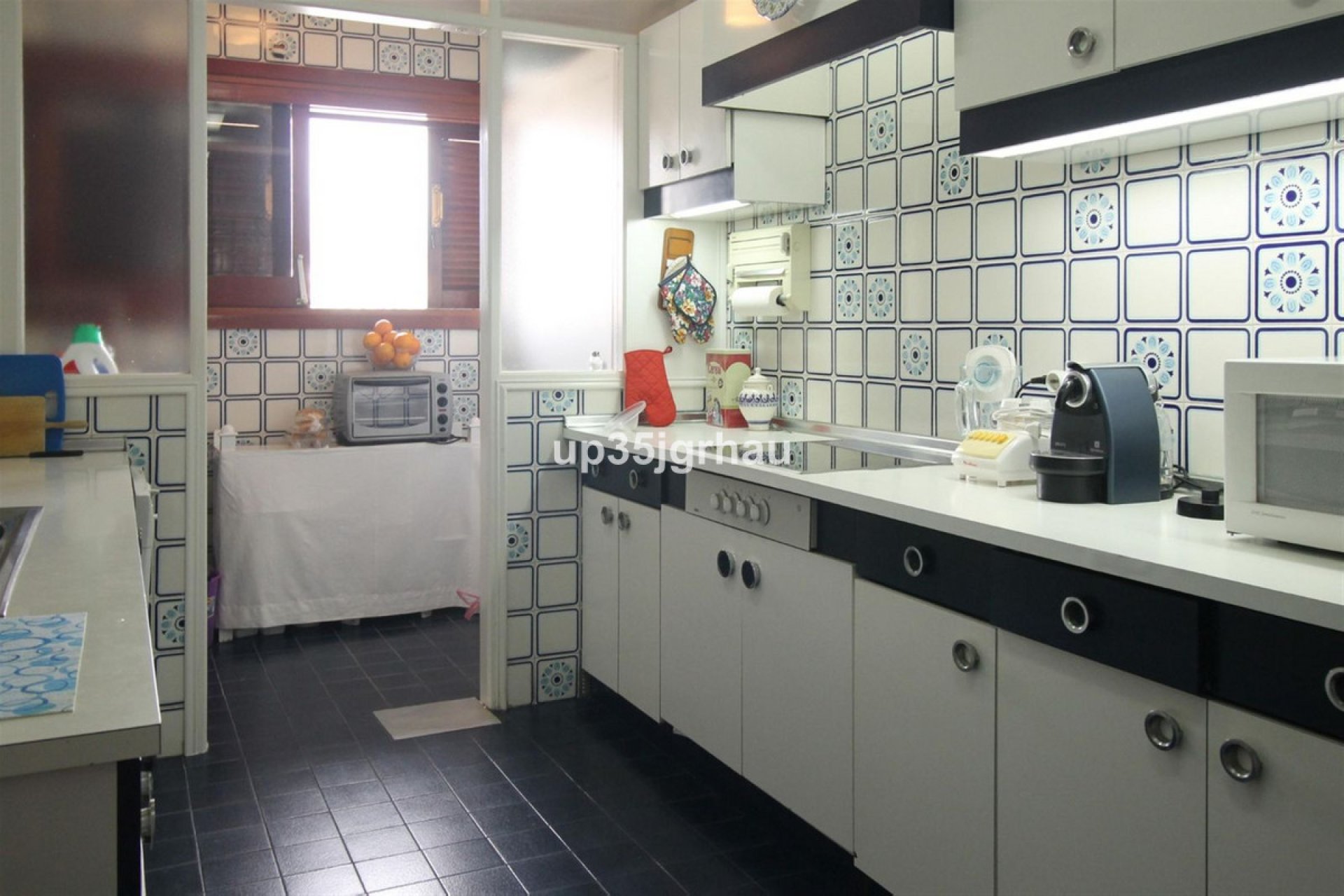 Resale - Apartment - Penthouse - Estepona - Estepona Centro