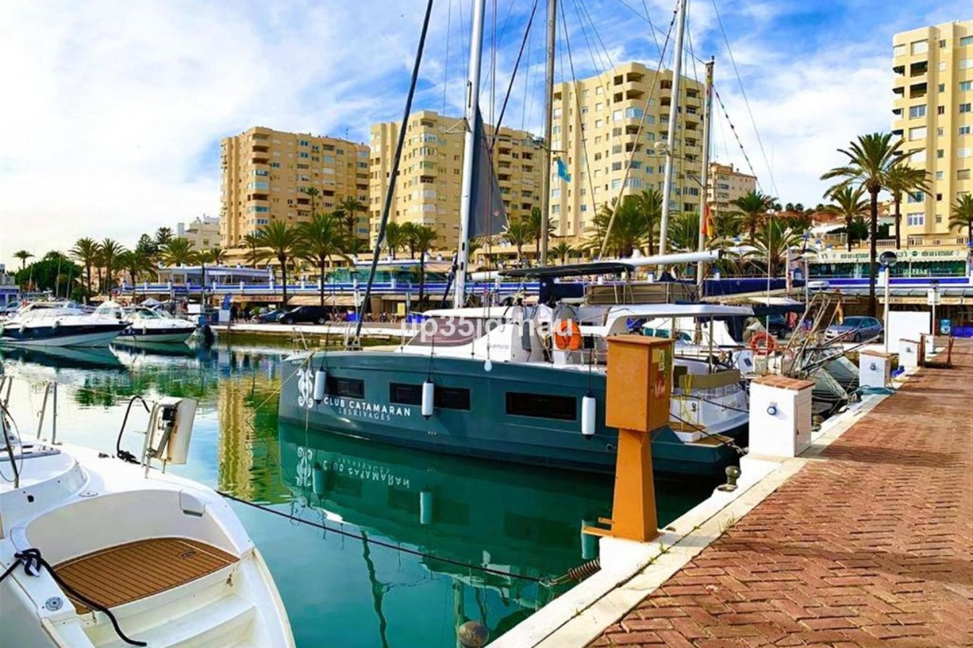 Resale - Apartment - Penthouse - Estepona - Estepona Centro