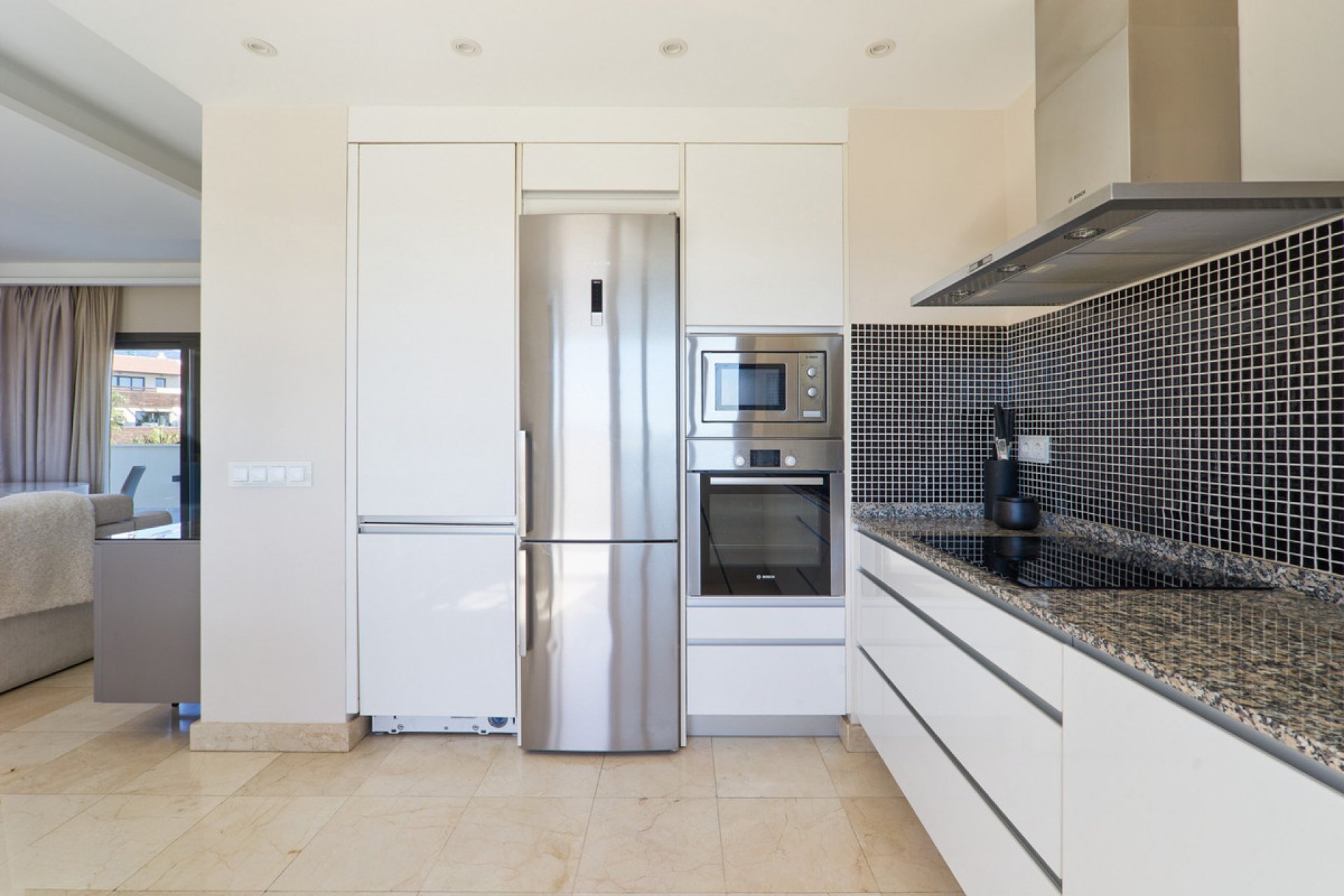 Resale - Apartment - Penthouse - Estepona - Estepona Centro